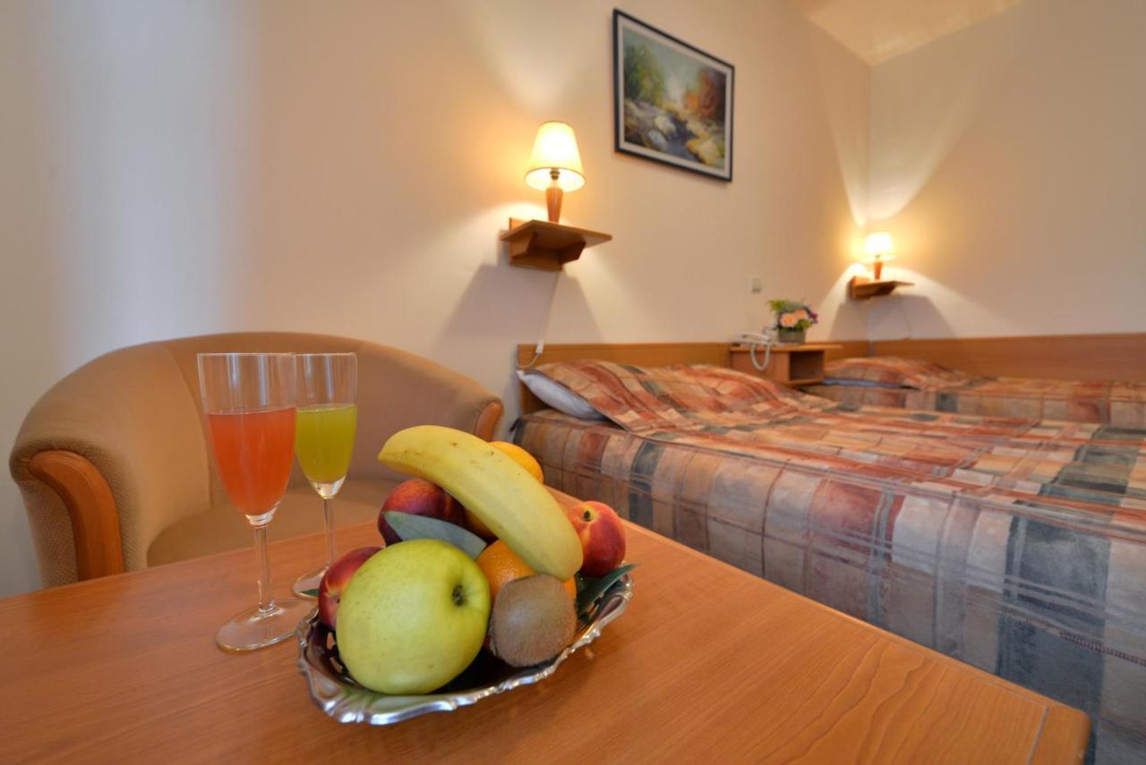 Hotel Zelengora Крагуевац Номер фото